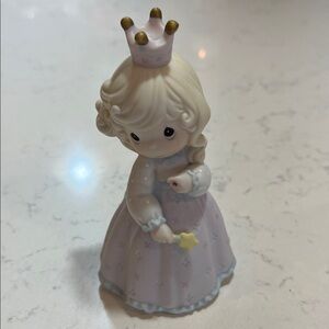 PRETTY AS A PRINCESS 526053 Precious Moments Figurine ©1995
